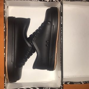 NWB Toddler Mini Melissa US size 8